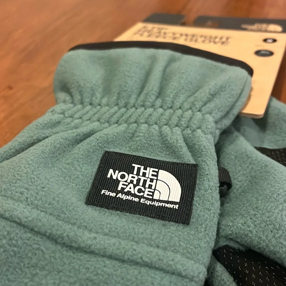 The North Face E Tip Fleece Winter Gloves new Dark Sage Green Mens Size Medium